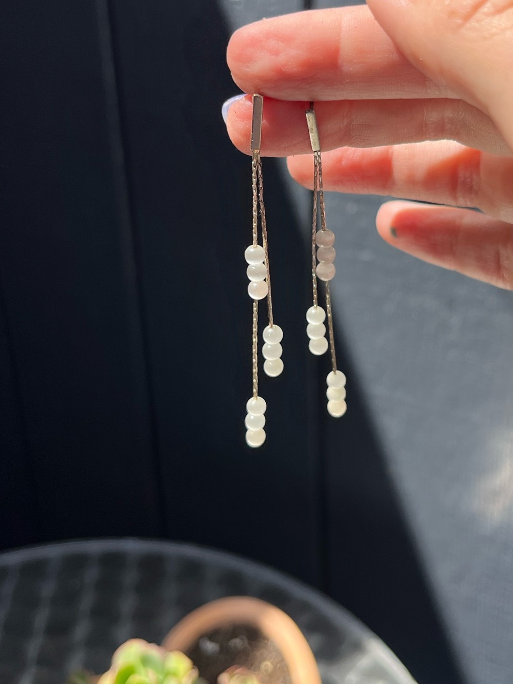 Y2K White Bead Drop - Silver tone Earrings